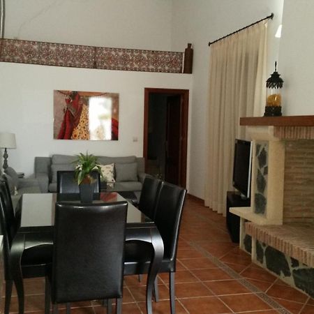 Country House Cortijo De La Fuente La Bobadilla 외부 사진